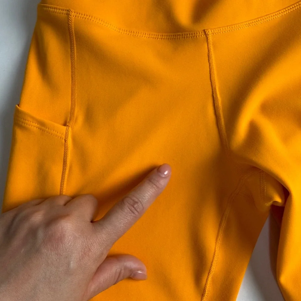 Nike One Dri-FIT Womens High Waisted Leggings Orange Pockets Small‎ Athleisure